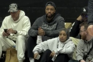 老大哥也來看啦??楊瀚森今日G聯盟比賽，隊友利拉德現身觀戰！